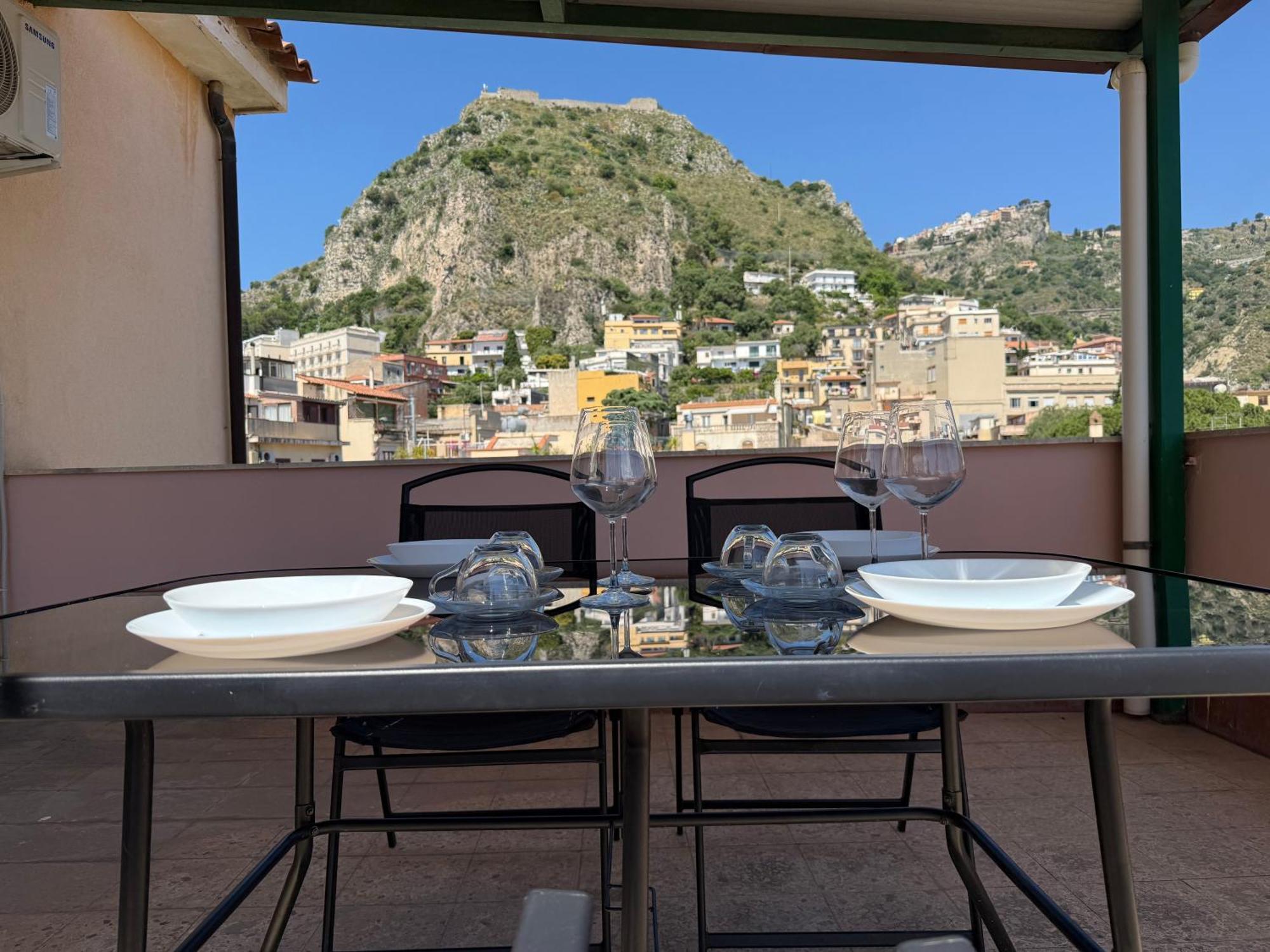 Porta Messina Rooms Taormina Exterior photo